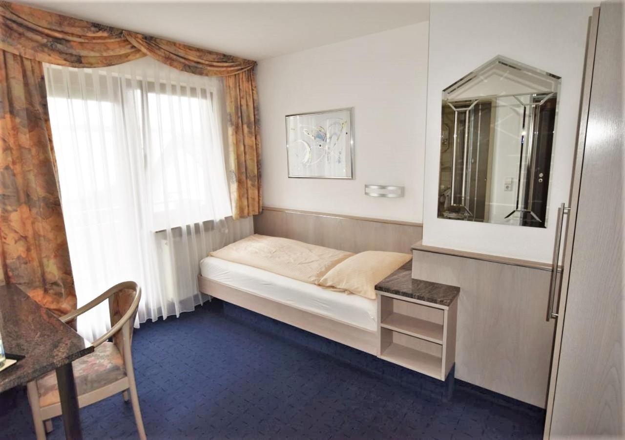 Hotel Alena - Kontaktlos Check-In Filderstadt Exteriér fotografie