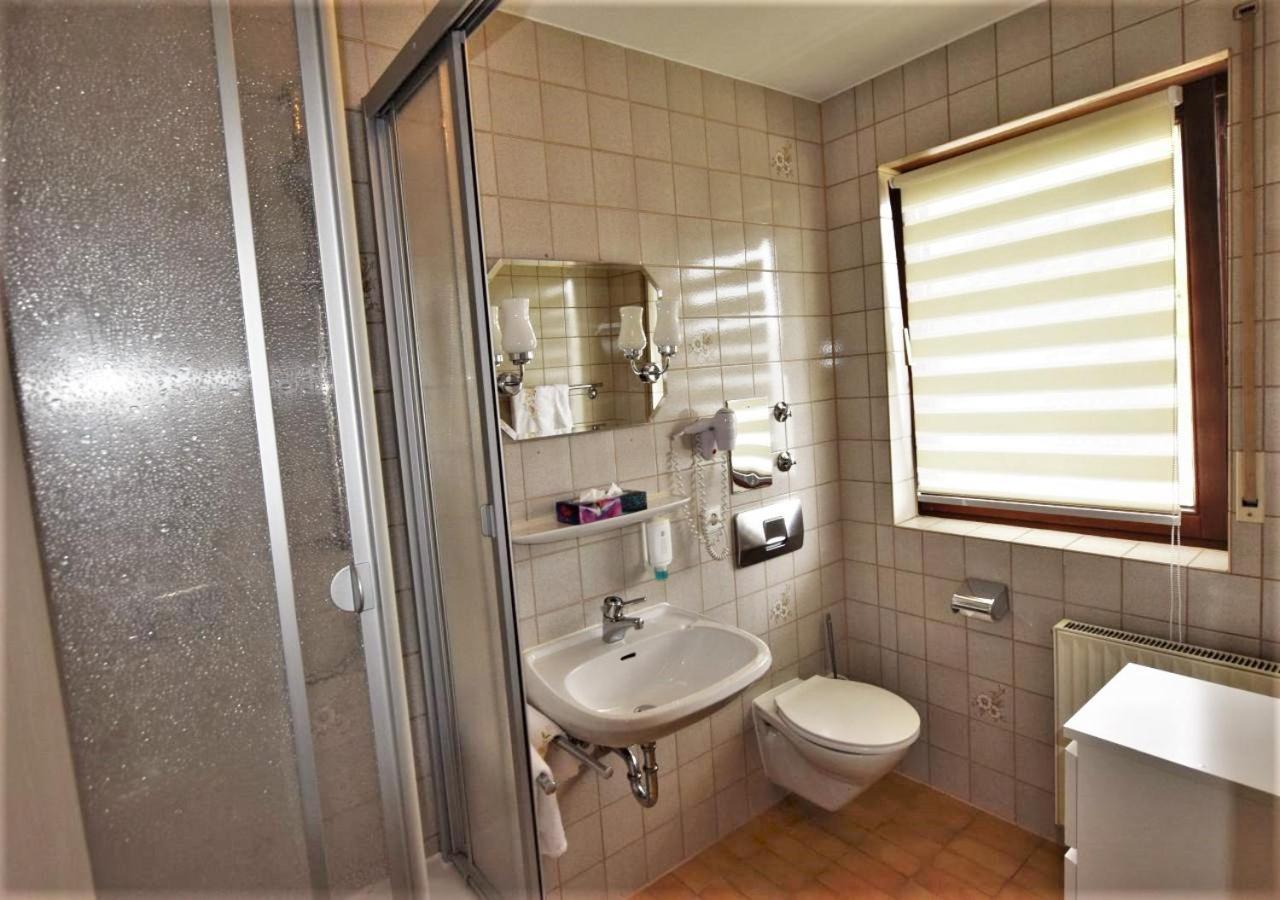 Hotel Alena - Kontaktlos Check-In Filderstadt Exteriér fotografie
