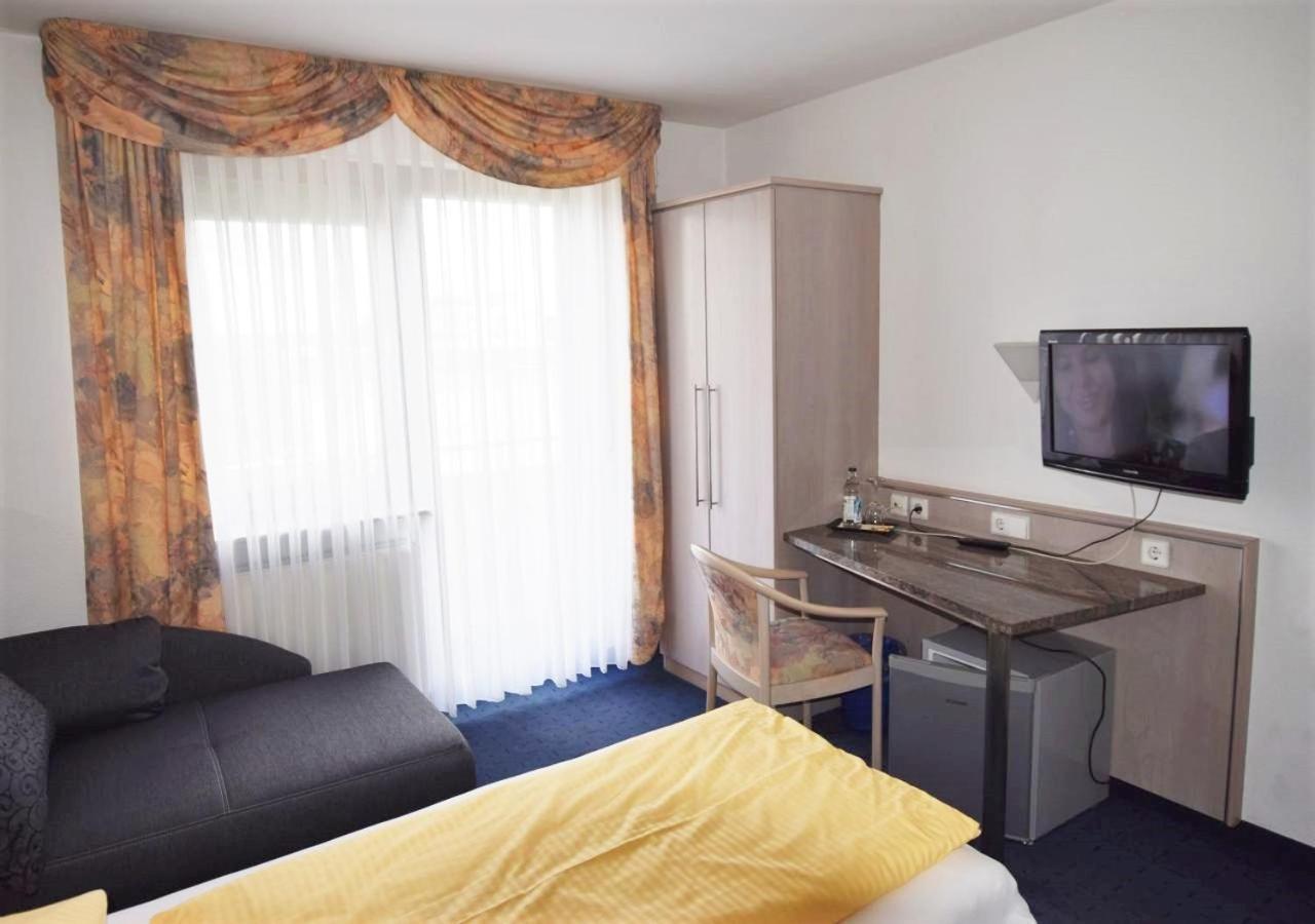 Hotel Alena - Kontaktlos Check-In Filderstadt Exteriér fotografie
