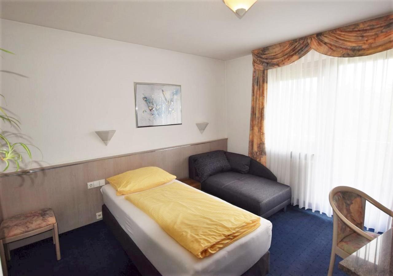 Hotel Alena - Kontaktlos Check-In Filderstadt Exteriér fotografie