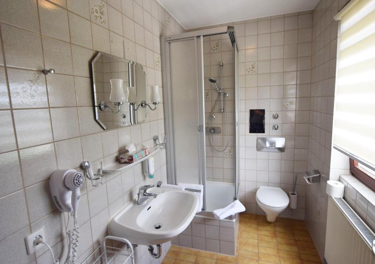 Hotel Alena - Kontaktlos Check-In Filderstadt Exteriér fotografie